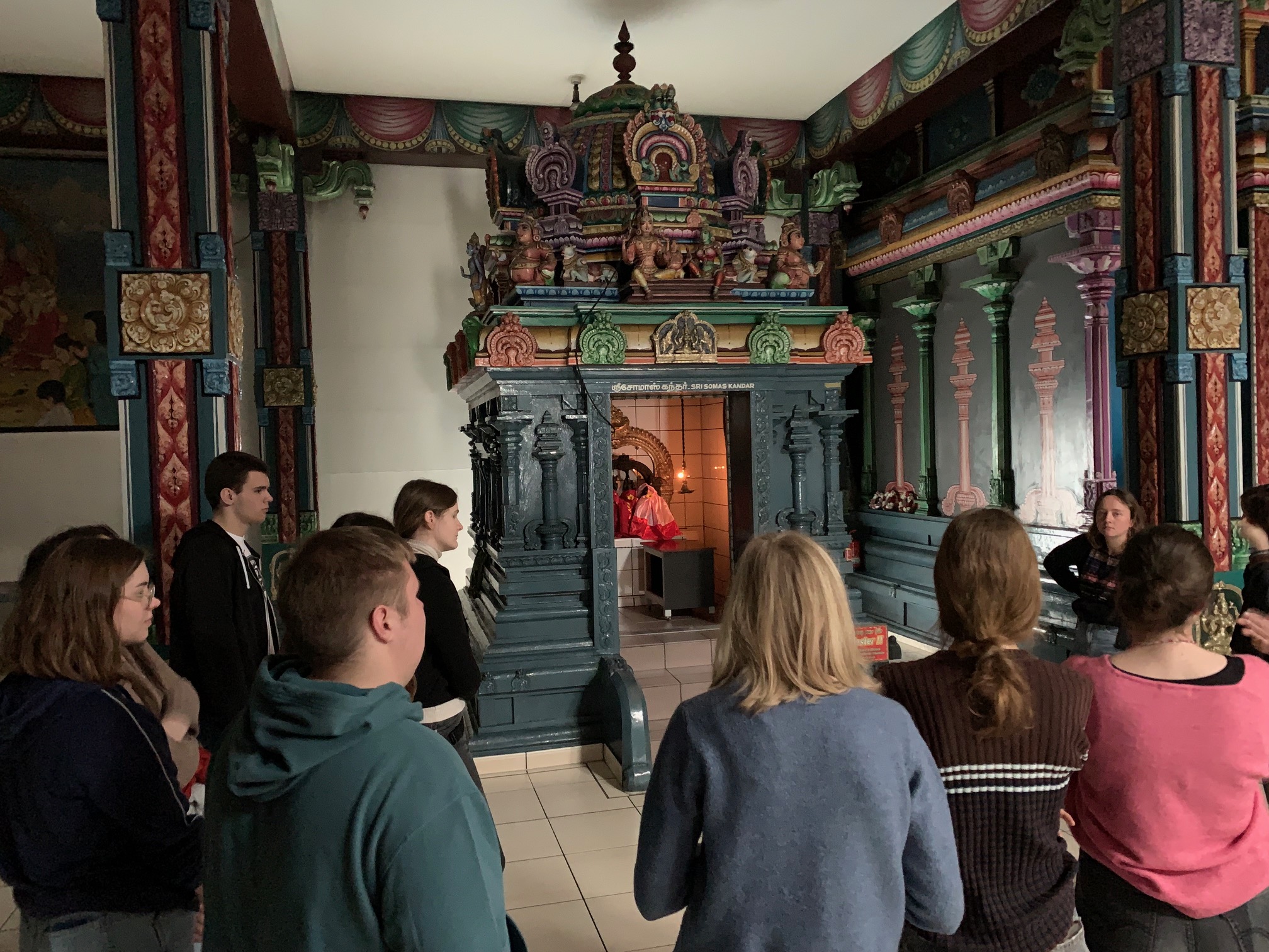 MaZ in Vorbereitung zu Besuch im Hindu Tempel Hamm