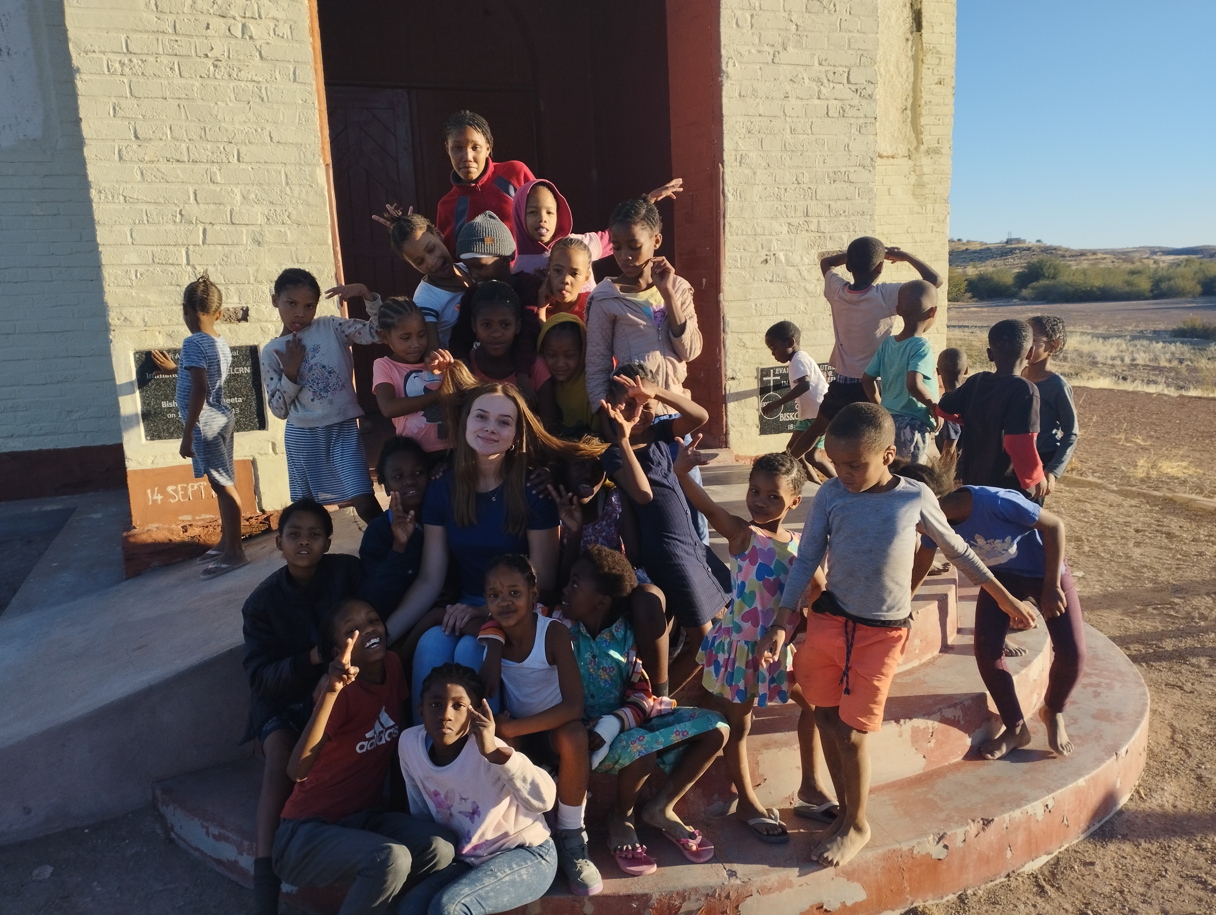 junge Frau als Missionarin auf Zeit in Namibia